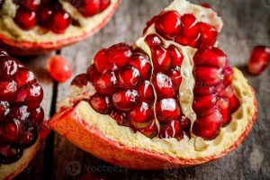 Pomegranate-help-in-killing-cancer